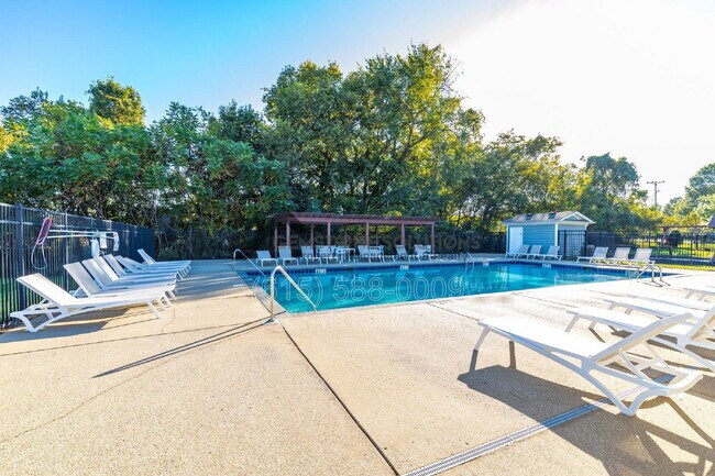 Building Photo - 1035 Watauga Ct