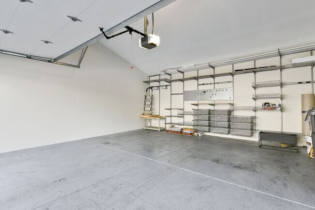 Building Photo - 14 Marlin Cove