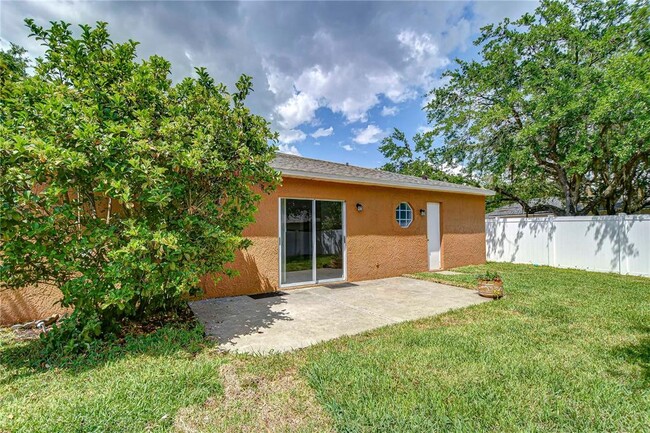 Building Photo - 18303 Elmhurst Ln