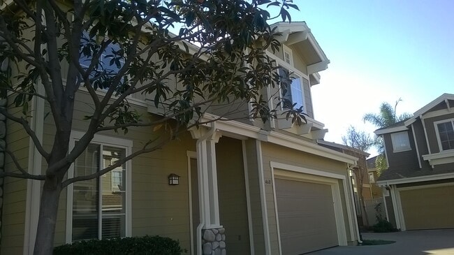 Building Photo - 460 Middlebury Ct