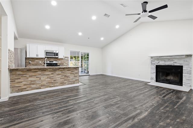 Building Photo - 3728 Flintwood Trail