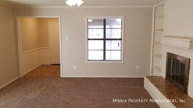 Building Photo - 8207 Memphis Ave