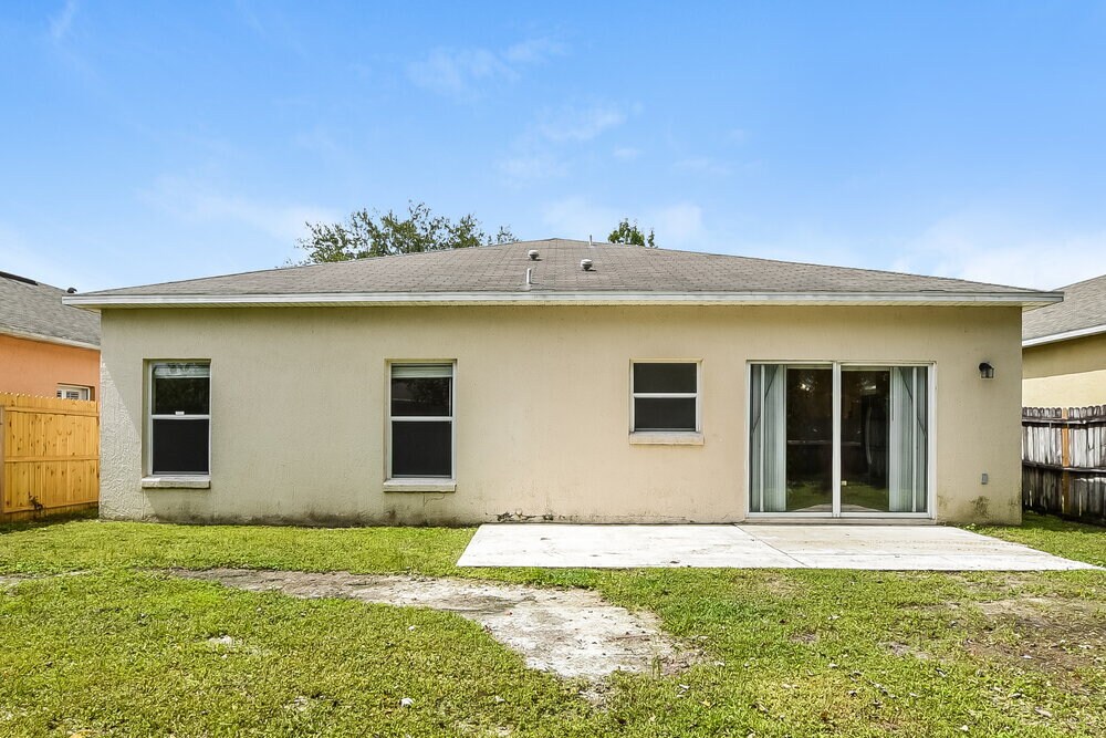 Building Photo - 10531 Leader Ln