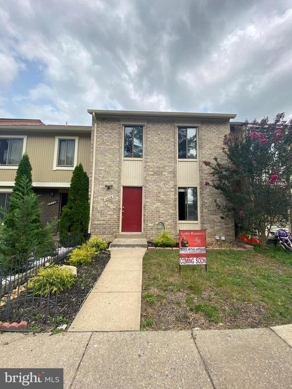 Primary Photo - 2908 Cambridge Dr