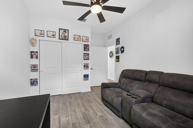 Building Photo - 1446 Tangled Orch Trce