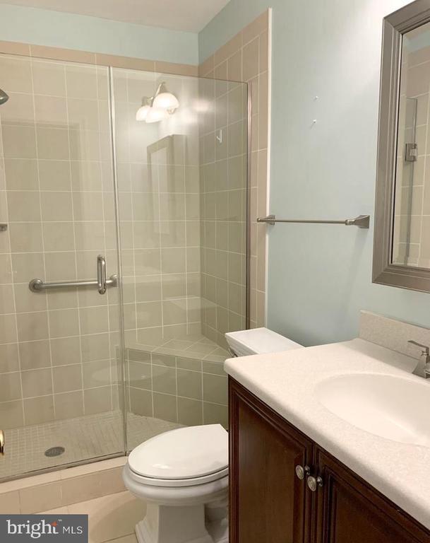 Building Photo - 1040 N Royal St