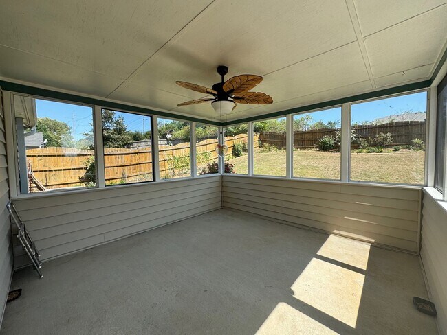Building Photo - Sunroom and Fenced Backyard in the Heart of Kennesaw!