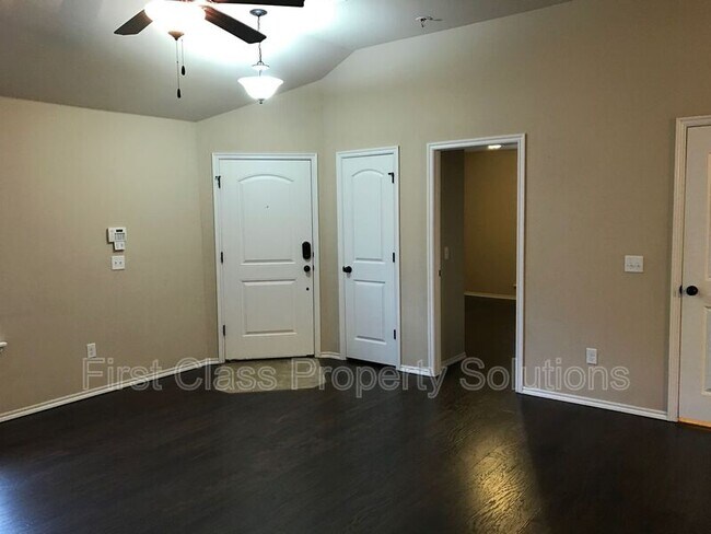 Building Photo - 19816 Serenade Way