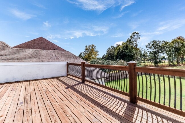 Building Photo - Luxury Custom Home in Grandview Terrace Su...