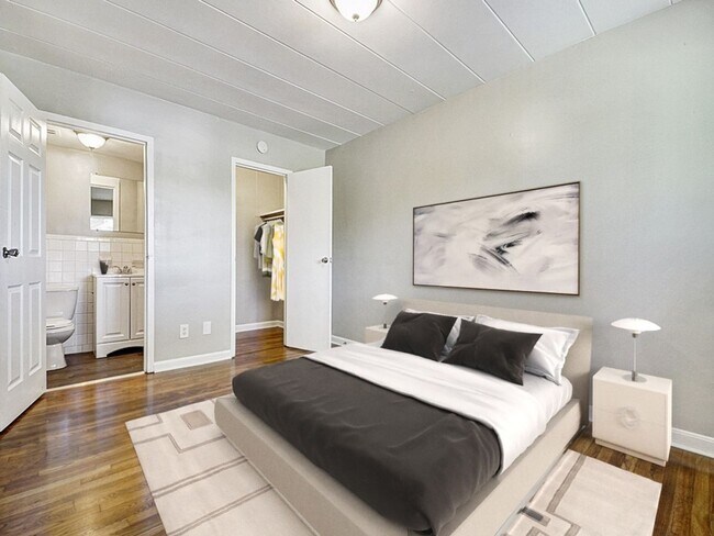 Building Photo - Spacious 2-Bedroom Apartments at Groesbeck...