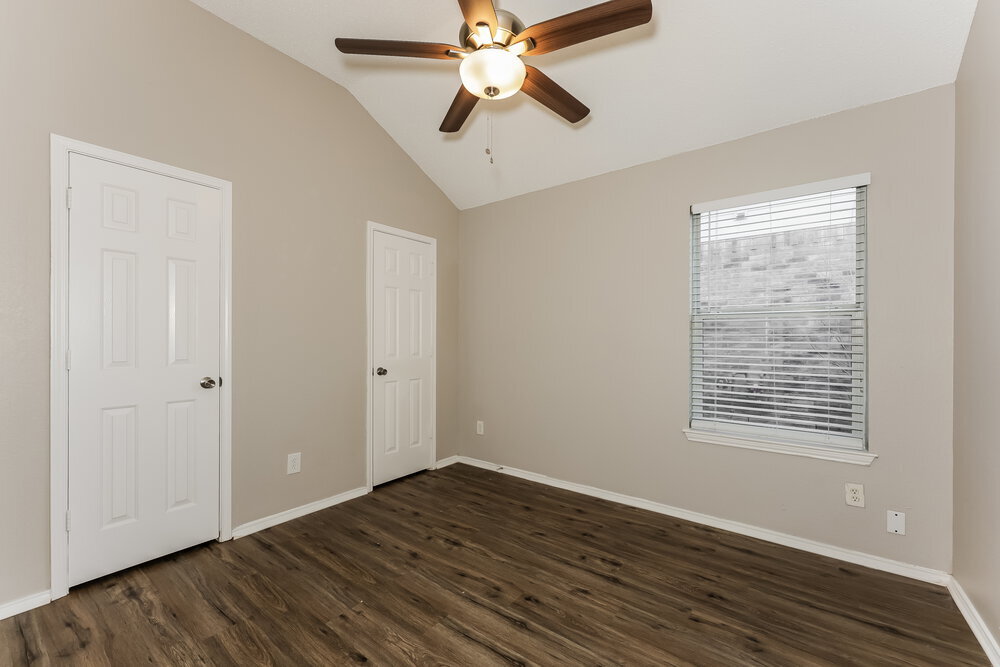 Building Photo - 4701 Palm Ridge Dr