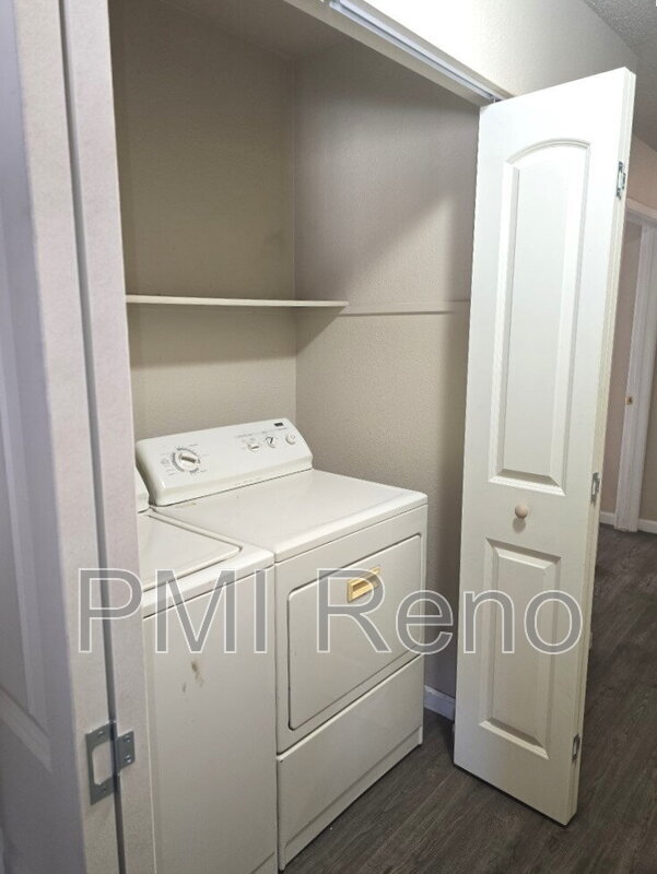 Building Photo - 4319 Pescado Way