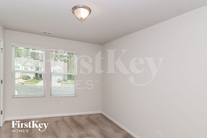 Building Photo - 9422 Village View Ct NW