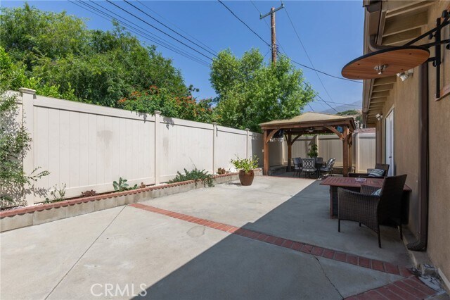 Building Photo - 11123 Odell Ave
