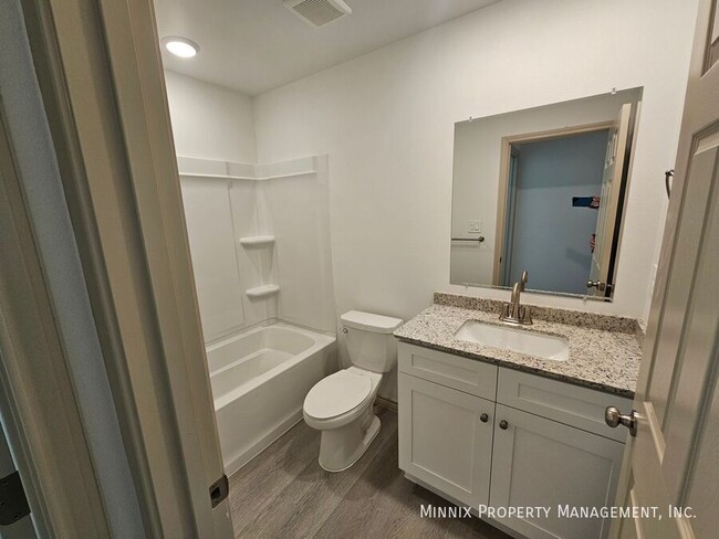 Building Photo - 1325 Bajada St