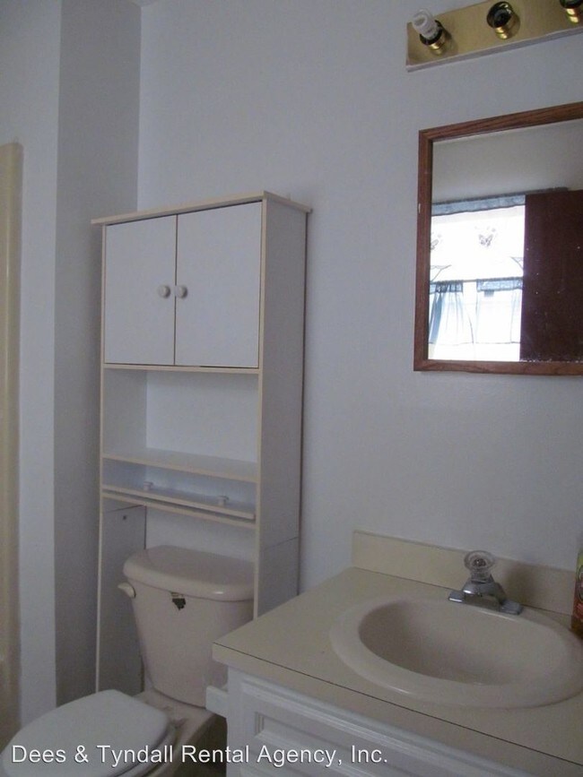 Building Photo - 3 br, 2 bath House - 410 Waters Circle