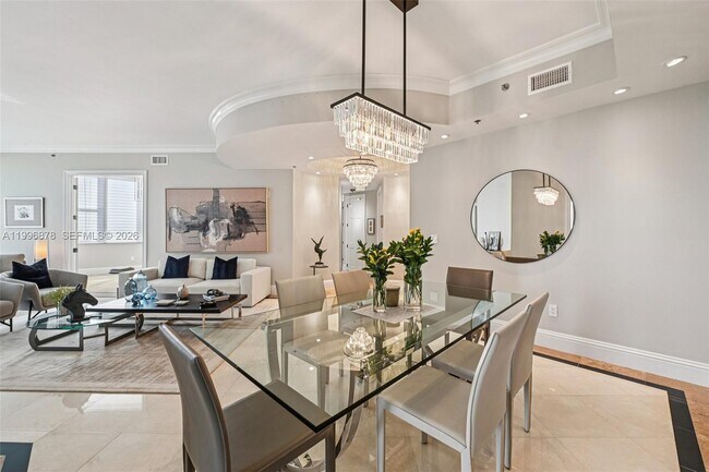 Building Photo - 626 Coral Wy