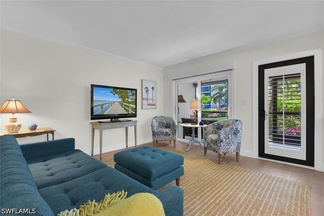 Building Photo - 3200 Gulf Shore Blvd N