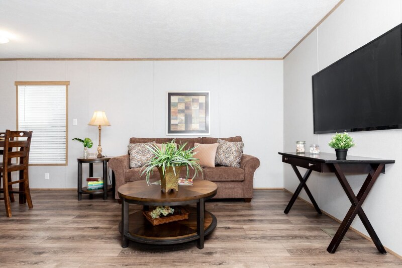 Building Photo - 696 Tara Rd