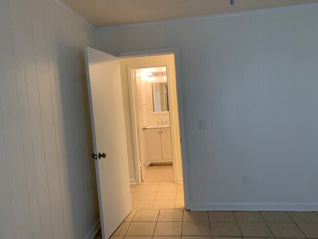 Bedroom 1 entry - 1713 Burney Branch Dr