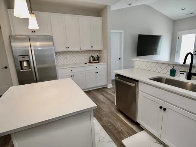 Building Photo - Charming 4 beds 3 baths in Powell!