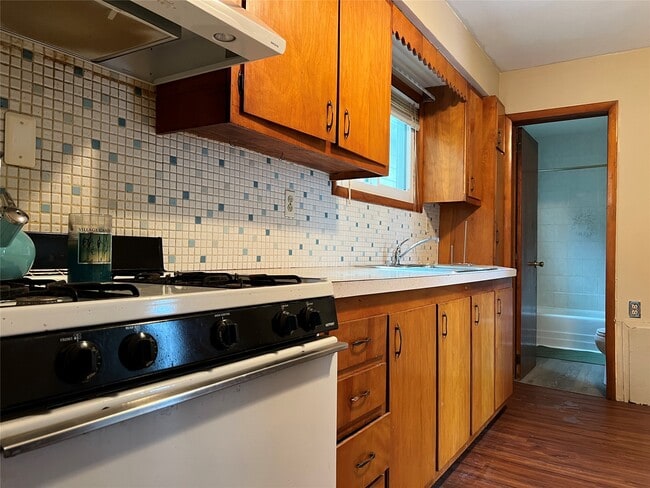 Building Photo - 36 Fayette St