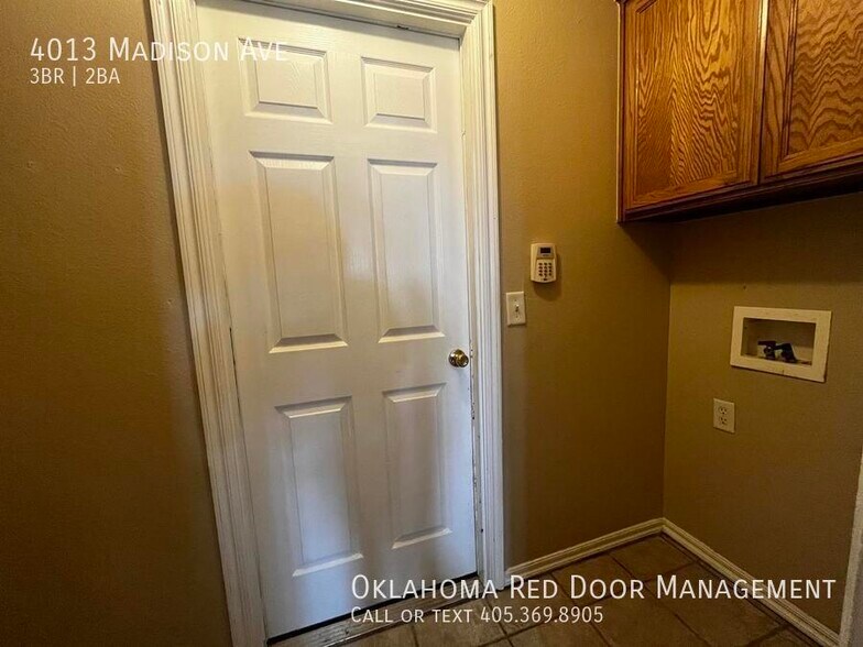 Building Photo - 4013 Madison Ave