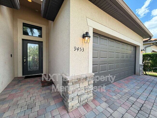 Building Photo - 9453 River Otter Dr