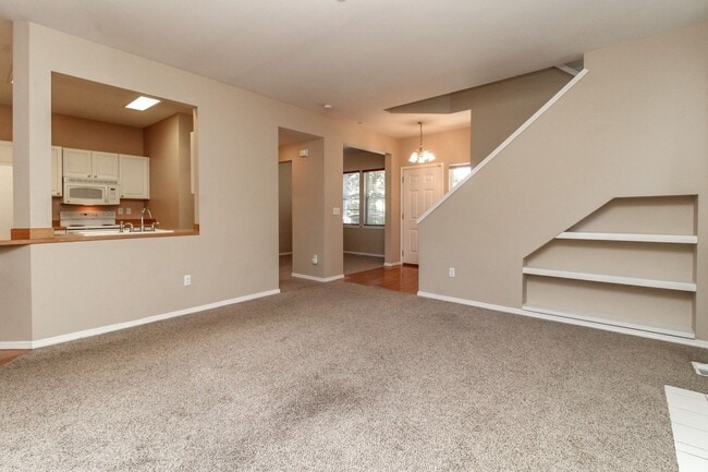 Building Photo - Charming 3-bedroom Craftsman Style DuPont ...