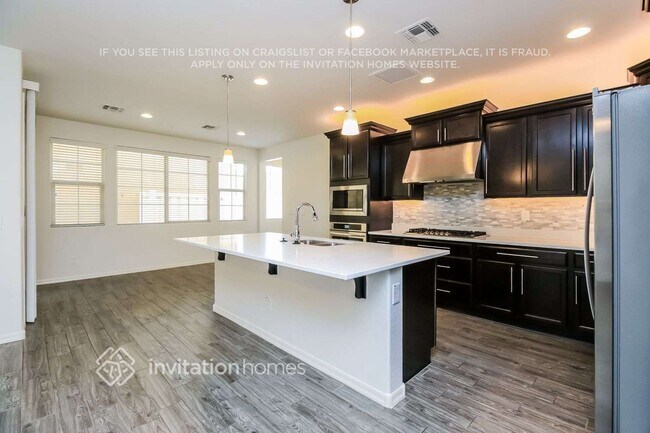 Building Photo - 2241 S Osborn Ln