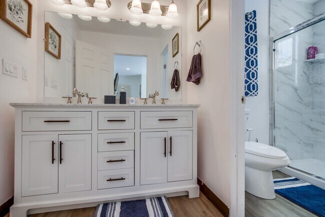 Building Photo - Gorgeous luxury flat with ocean view in La Jolla. Gustavo Lopez