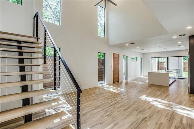 Building Photo - 4631 Manett St