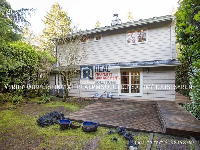 Building Photo - 3022 SW Periander St