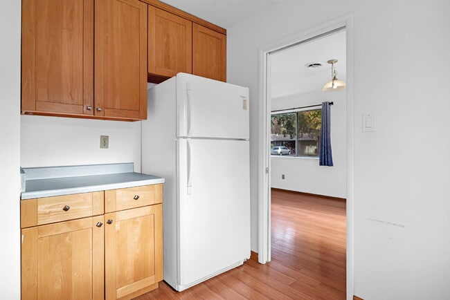 Building Photo - Comfortable 3-Bedroom Home for Rent in Central Davis