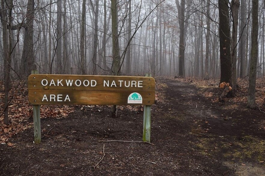 Building Photo - 2787 Barclay Way