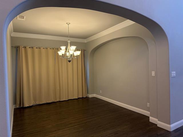 Building Photo - 1610 Singing Water Dr