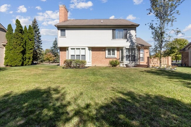 Building Photo - 45443 Glengarry Blvd