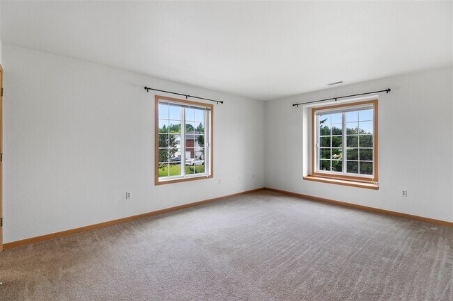 Building Photo - 8330 Lexington Pl