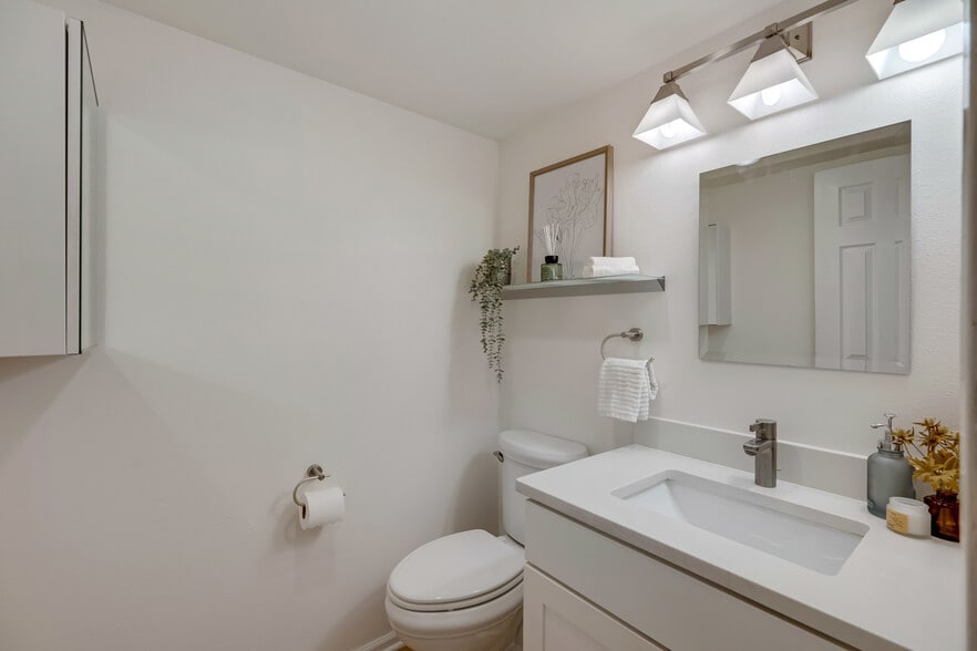 Bathroom at lower floor - 202 W Olympic Pl