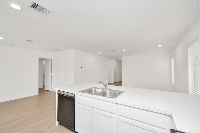 Building Photo - 24207 Becker Hollow Ln