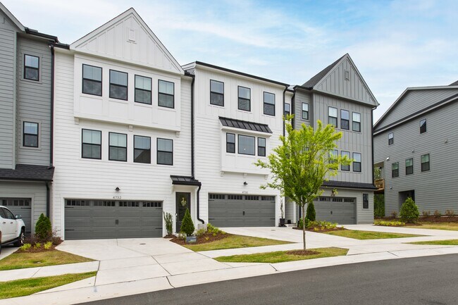 Building Photo - 4730 Cypress Tree Ln