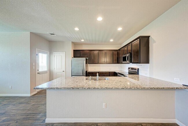 Building Photo - 125 Jubilee Dr