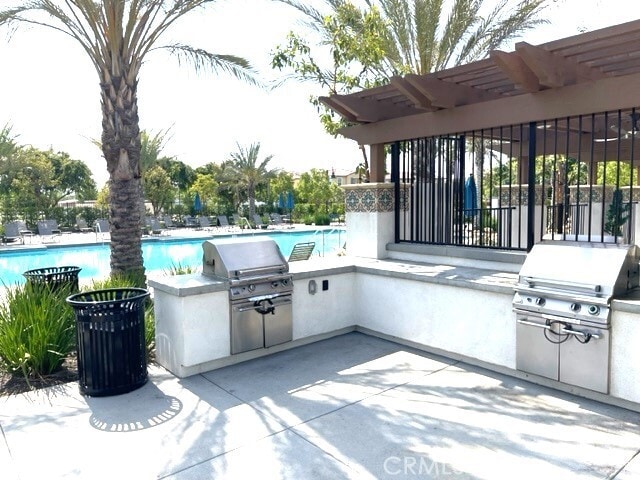 Building Photo - 30485 Village Terrace Dr