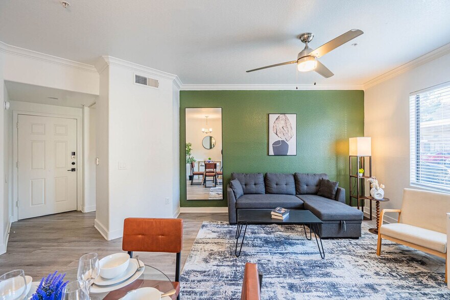 Building Photo - 2155 S 55th St