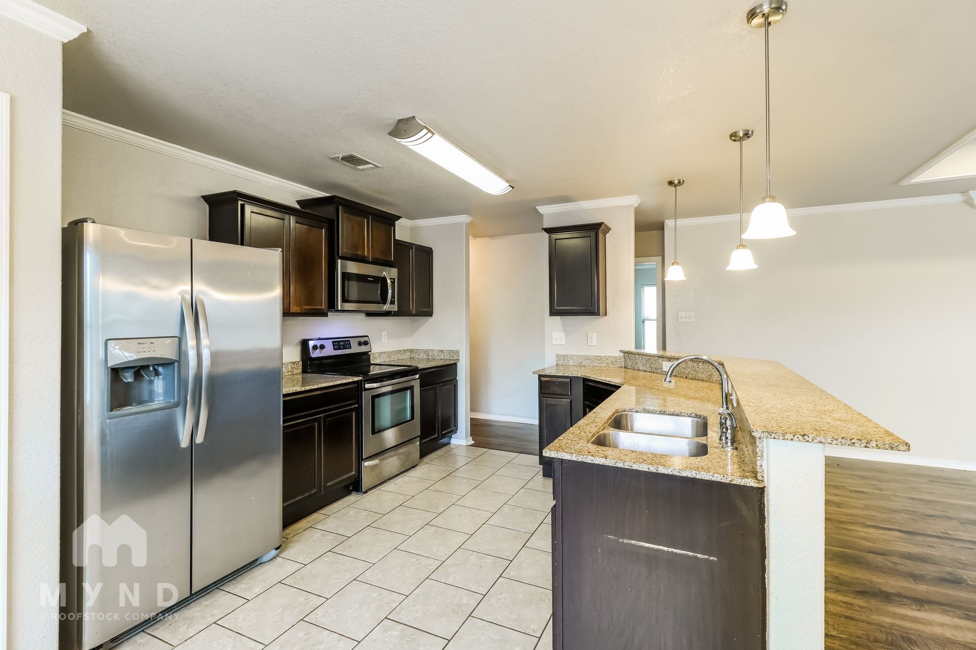 Building Photo - 17 Bristol Dr