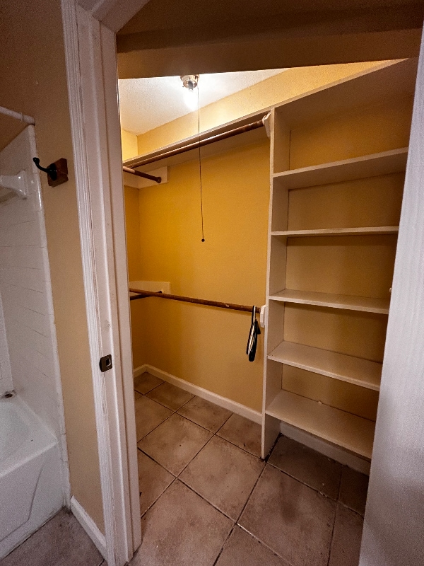 Building Photo - 1619 Bugle Run Dr