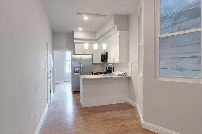 Building Photo - 130 45th St