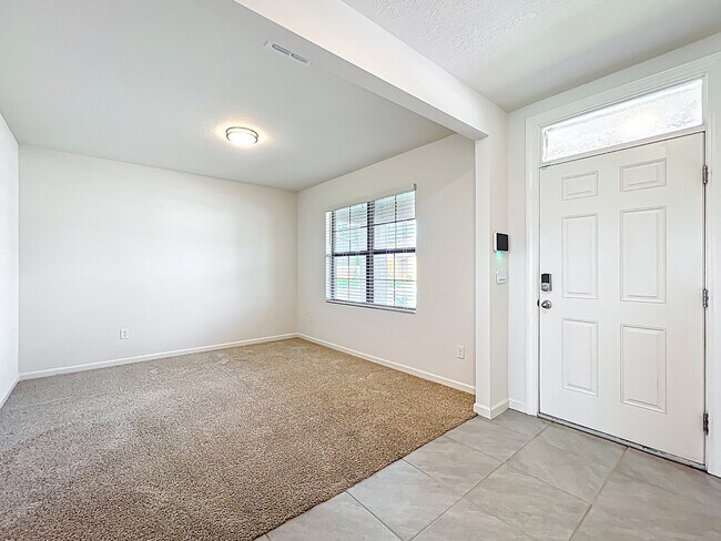 Building Photo - 870 Remington Green Dr SE