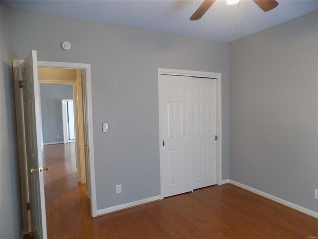 Building Photo - 4602 Cherry Tree Terrace
