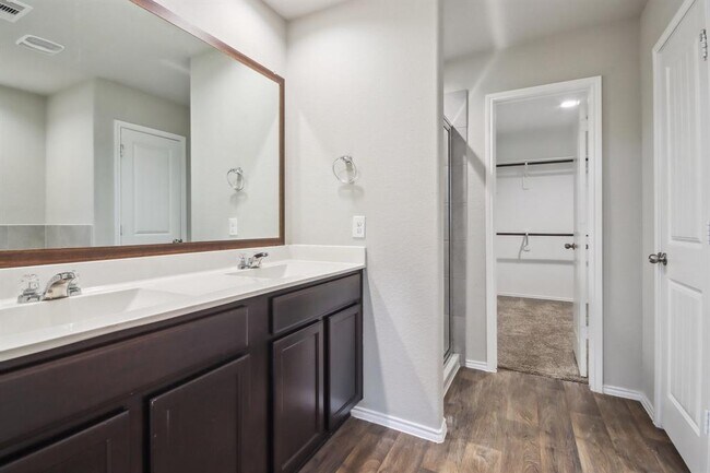 Building Photo - 8414 Aster Gln Wy